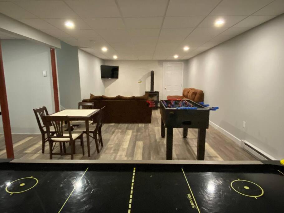 Beautiful Spacious Home W/ Game Room. Gilford Exterior foto